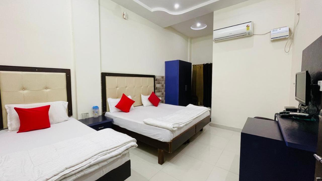 Hotel Namo Palace Кота Екстериор снимка