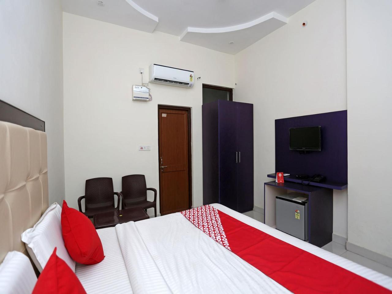 Hotel Namo Palace Кота Екстериор снимка