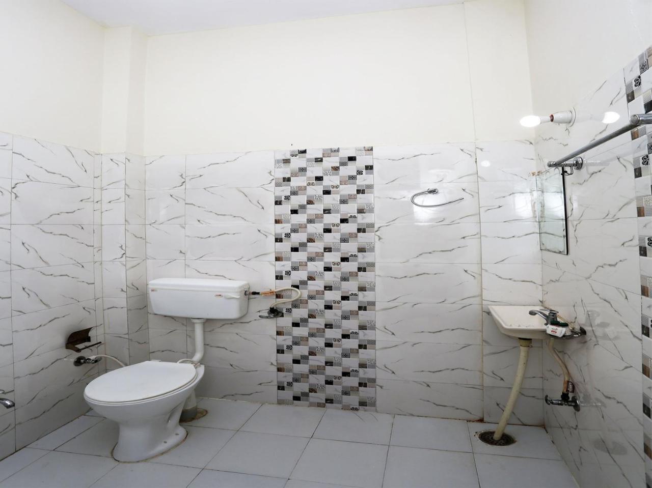Hotel Namo Palace Кота Екстериор снимка